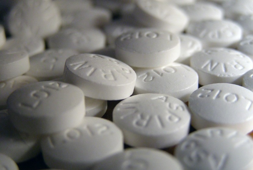 Studi mengungkapkan konsumsi aspirin bisa menimbulkan risiko gagal jantung (ilustrasi).