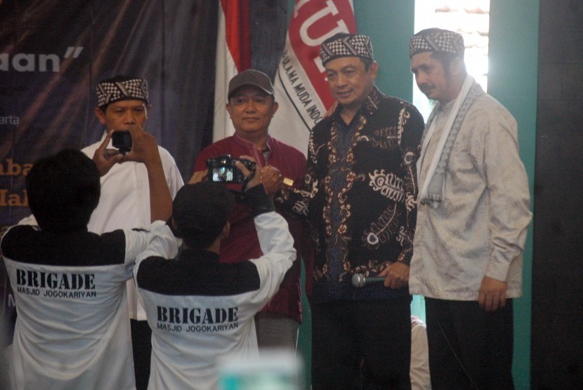 Tabligh Akbar yang digelar Majelis Intelektual dan Ulama Muda Indonesia (MIUMI) di Masjid Jogokarian, Yogyakarta.
