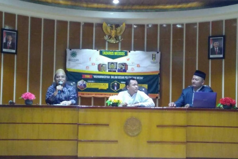 Tadarus Medsos bertema Muhammadiyah dalam Gegar Poitik dan Media.