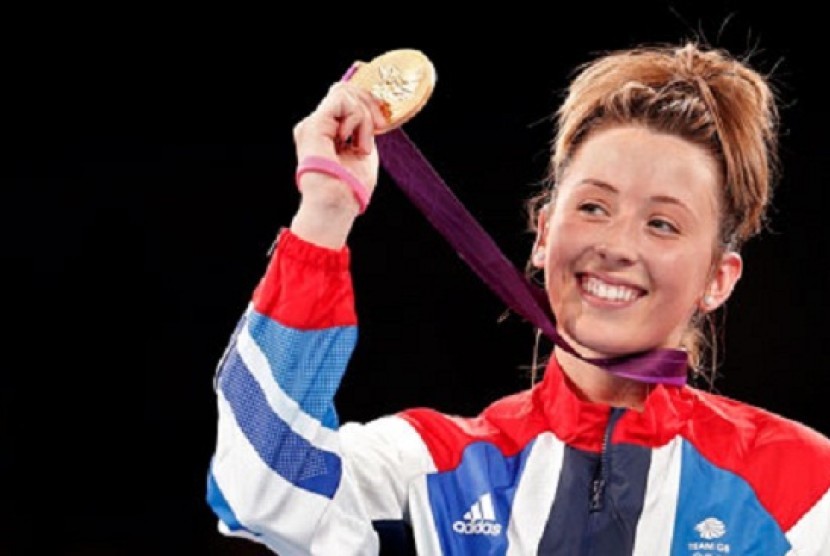 Taekwondoin Jade Jones menyumbang medali emas pertama Olimpiade dari cabang taekwondo.