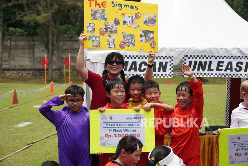 Tahun ini, Sinarmas World Academy meluncurkan SWA Community Action Build a Brighter Tomorrow, yang mengajak seluruh komunitas sekolah untuk berkontribusi dalam aksi nyata.