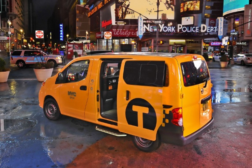 Taksi Baru New York, Nissan NV200