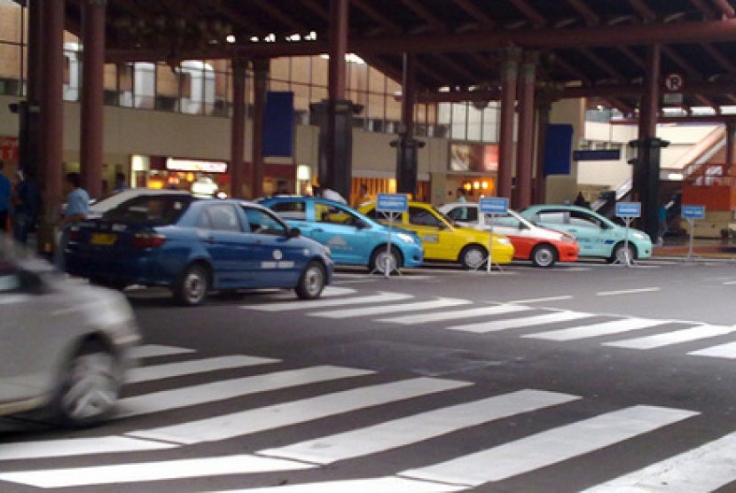 Taksi-taksi di Bandara Seokarno-Hatta (Ilustrasi)