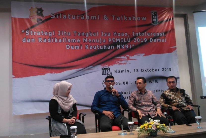 talkshow bertajuk ‘Strategi Jitu Tangkal Isu Hoaks, Intoleransi, dan Radikalisme Menuju Pemilu 2019 Damai Demi Keutuhan NKRI’ di Gedung Jakarta Design Center, Slipi, Jakarta, Kamis (18/10)