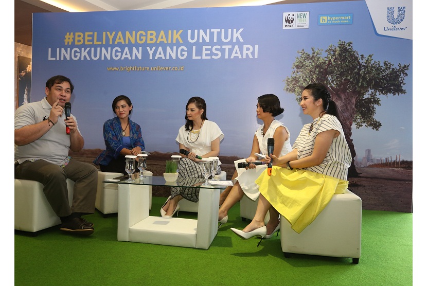 Talkshow dalam rangka kampanye Unilever untuk program pelestarian lingkungan lewat  #beliyangbaik.