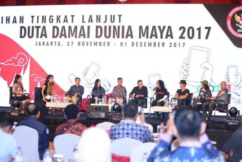Talkshow di hari kedua pelatihan tingkat lanjut Duta Damai Dunia Maya 2017 di Jakarta, Selasa (28/11)) malam.