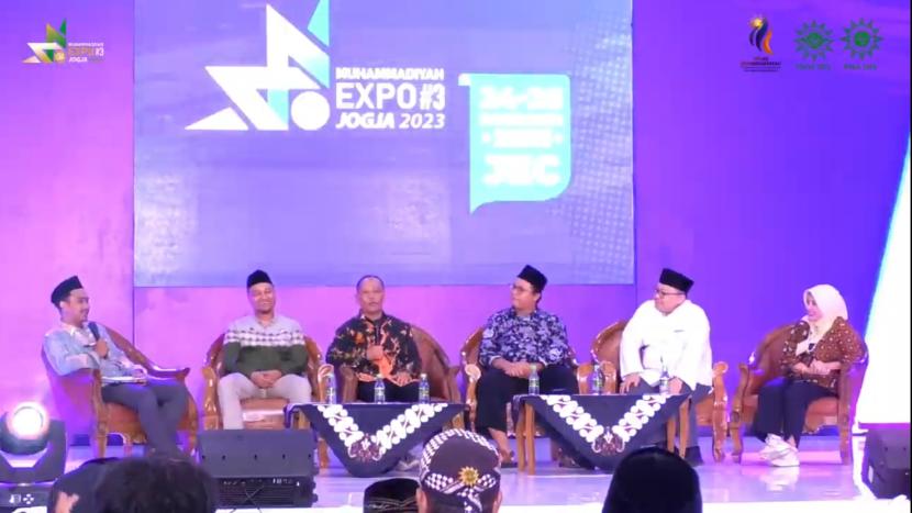 Talkshow Ekonomi Berbasis Masjid dalam Muhammadiyah Jogja Expo 2023.
