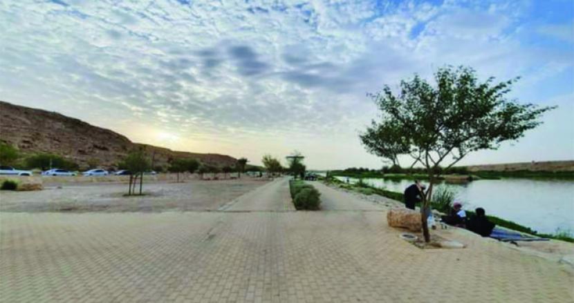 Warga Arab Saudi Banjiri Taman Danau Riyadh Begitu Dibuka. Taman Danauh Riyadh di Arab Saudi yang merupakan tujuan wisata.