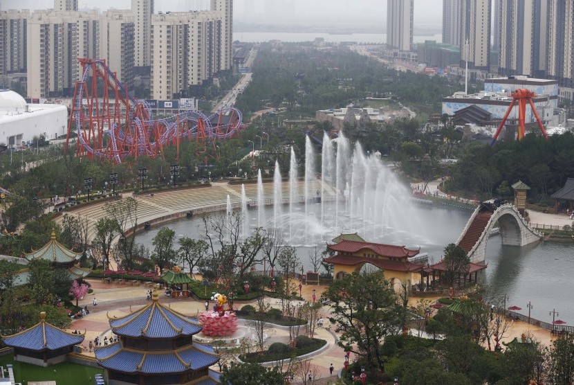 Taman hiburan Wanda City yang baru dibuka di Nanchang, Cina.