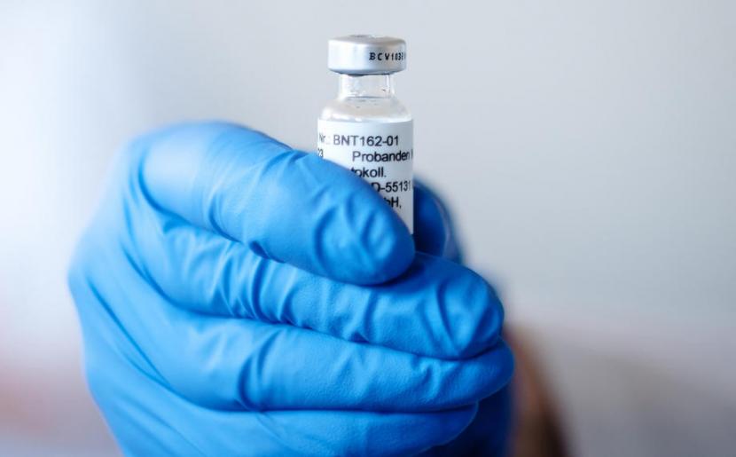 Kandidat vaksin Covid-19 yang dibuat bersama Pfizer dan BioNTech. Kanada bakal menyetujui vaksin Covid-19 milik Pfizer pada sekitar Desember mendatang.
