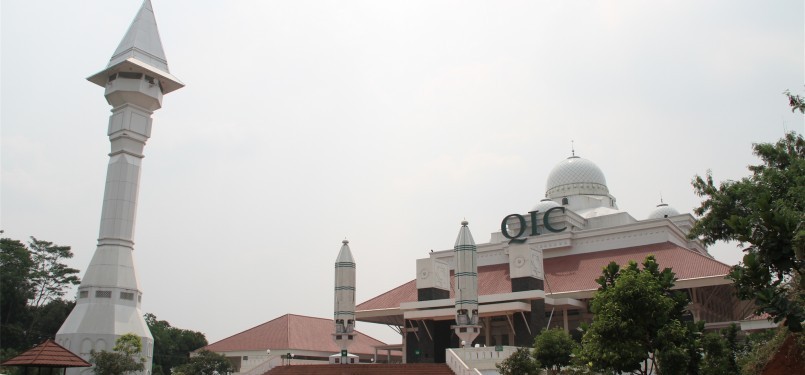 Tampak depan Masjid Muammar Qaddafy. (Republika Online/Fafa) 