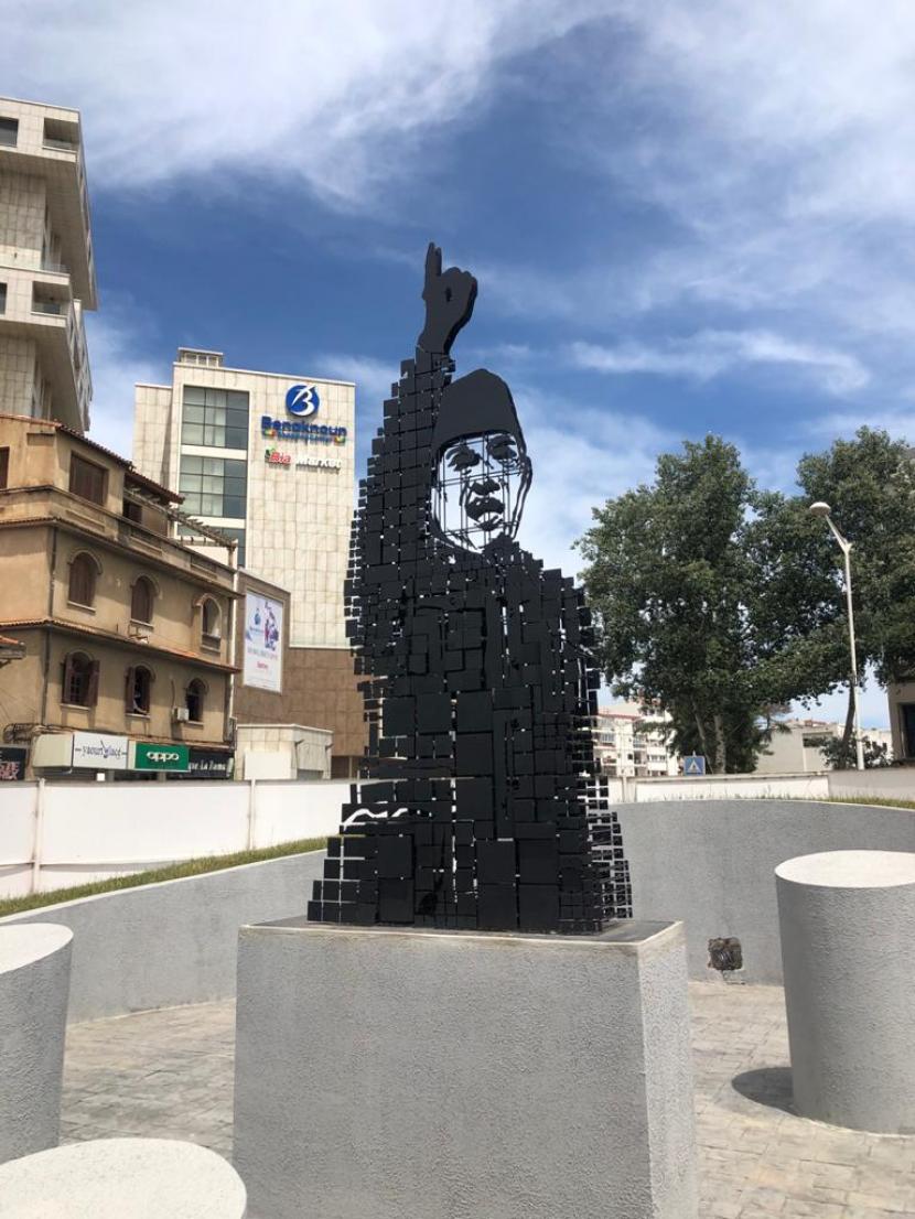 Tampak monumen mendiang Presiden Soekarno di kota Aljir, Aljazair