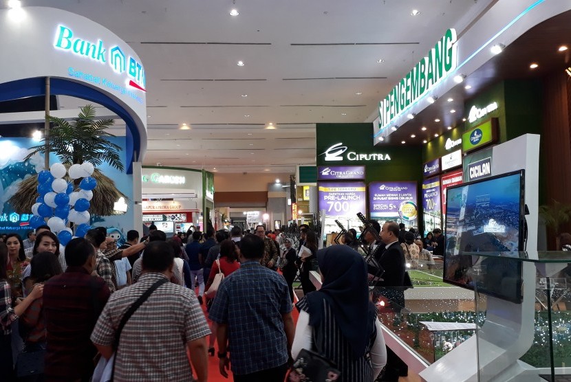 Tampak suasana Indonesia Properti Expo di Jakarta Convention Centre, Sabtu (27/7)