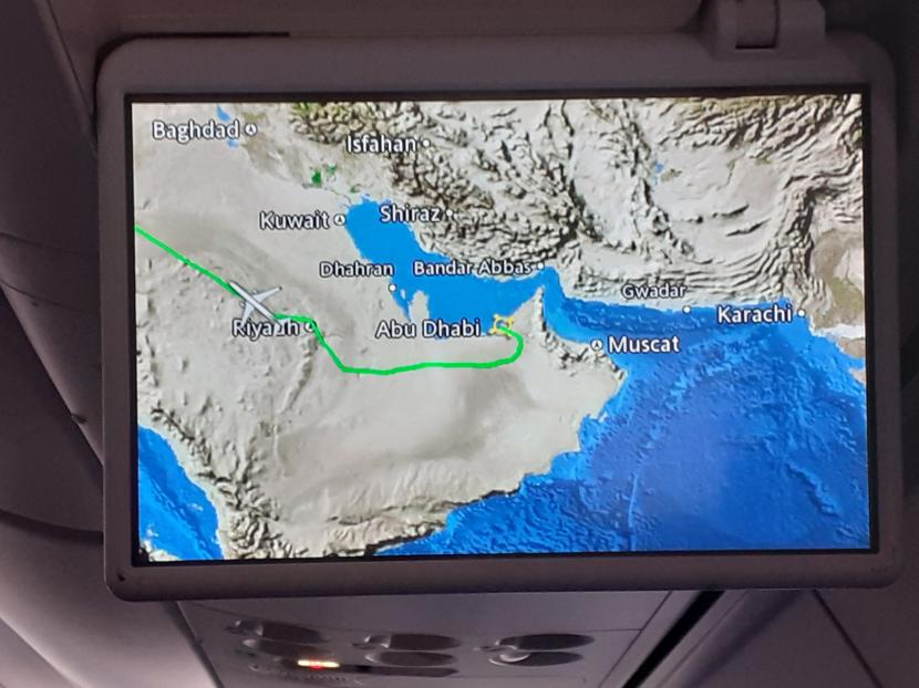 Tampllan layar yang menunjukkan rute El Al Penerbangan 972 dari Abu Dhabi ke Tel Aviv, melintasi Arab Saudi, 1 September 2020 