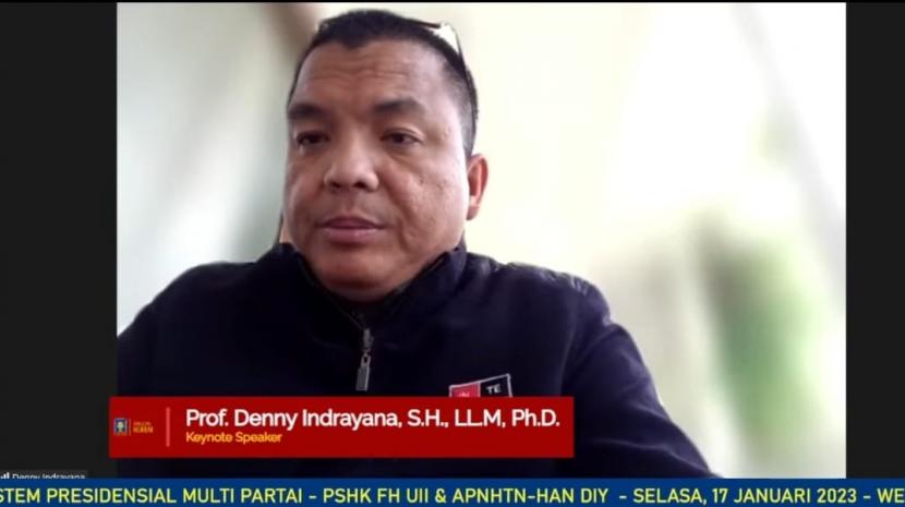 Tangkapan layar Guru Besar Hukum Tata Negara, Denny Indrayana, dalam diskusi bertajuk 