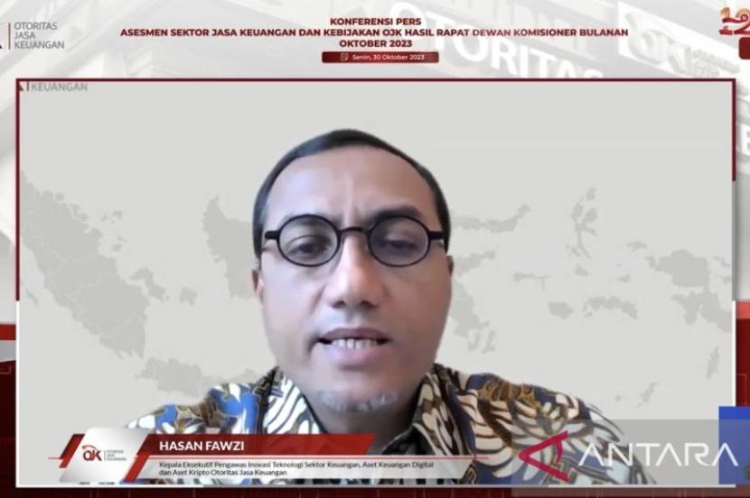 Screenshot of Chief Executive Officer of OJK Financial Sector Technology Innovation Supervisor, Digital Financial Assets and Crypto Assets, Hasan Fawzi during the OJK Financial Services Sector Assessment and Policy Press Conference on DRC Monthly Results October 2023, Monday.
