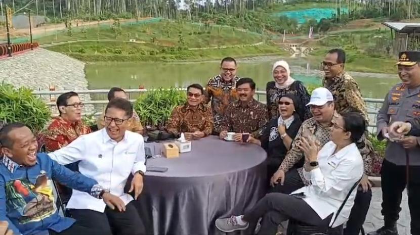 Tangkapan layar video ketika Airlangga berseloroh soal 