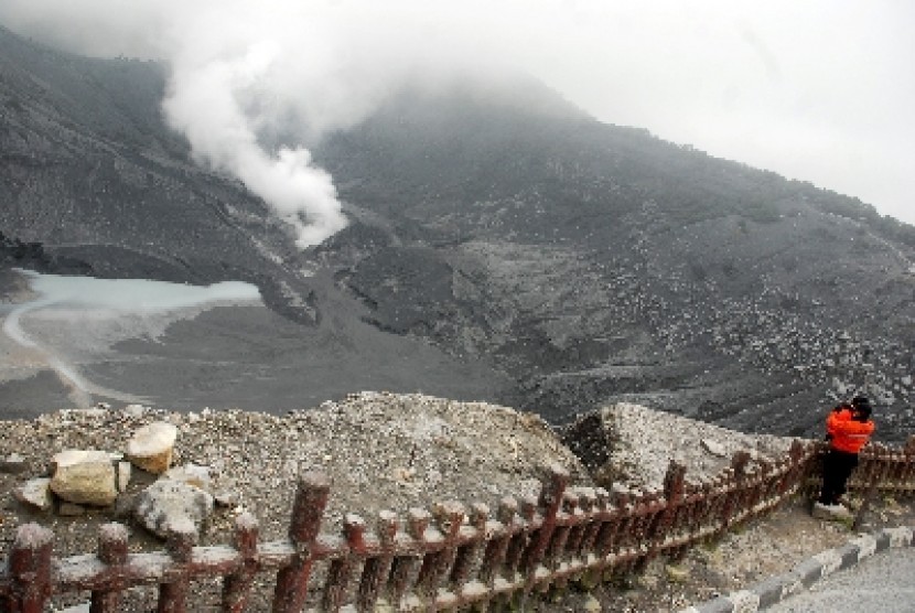 Tangkuban Perahu