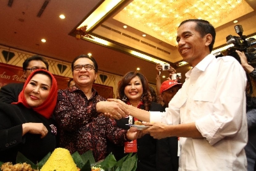 Tantowi Yahya dan Jokowi di Jakarta, Selasa, (23/4).