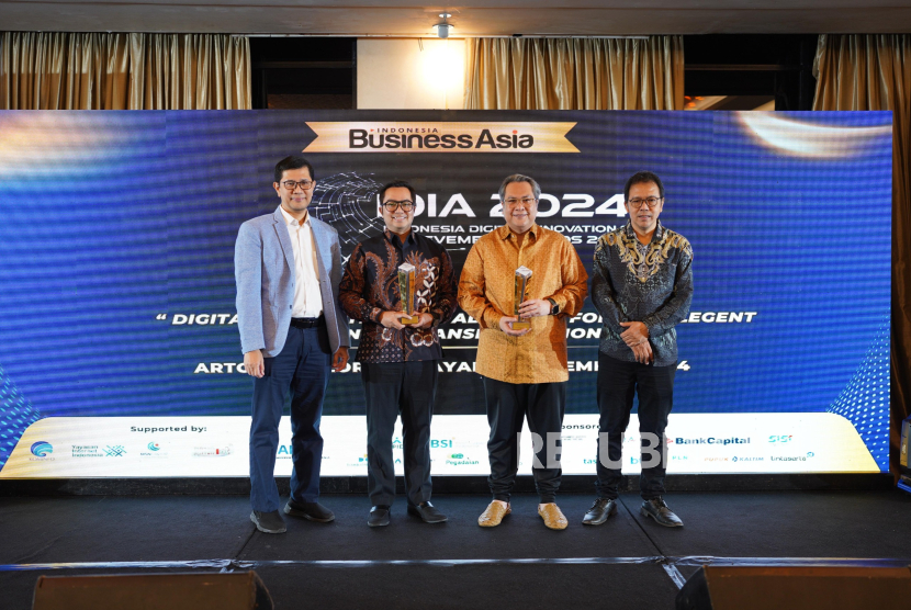 TASPEN berhasil meraih dua penghargaan bergengsi dalam ajang Indonesia Digital Innovation & Achievement Awards 2024 yang diselenggarakan oleh Business Asia Indonesia.