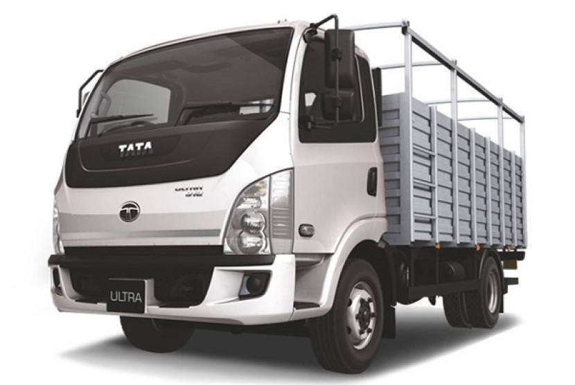 Tata Ultra 1012 dipamerkan pada POMA 2016. 