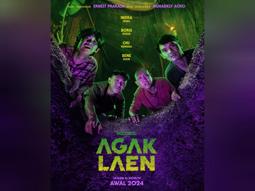 Teaser poster film Agak Laen. Film arahan Muhadkly Acho ini tembus enam juta penonton di hari ke-18 penayangannya.