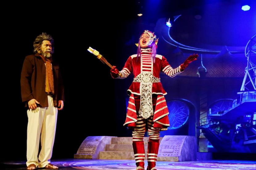 Teater Koma menggelar pentas akhir tahun dengan lakon Cinta Semesta yang akan ditayangkan secara virtual pada Sabtu-Ahad (12/12-13/12).