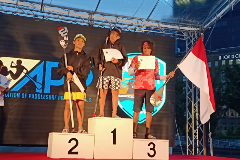 Tedy, atlet SUP Indonesia meraih podium 3 di kelas Sprint Amateur Man 1 km.