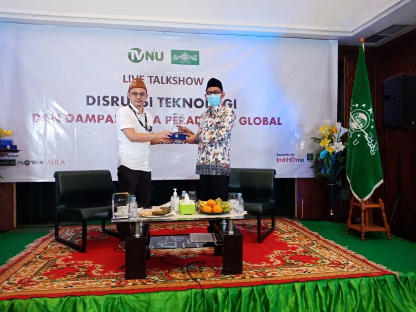 Televisi Nahdlatul Ulama (TV NU) bekerjasama dengan Indihome PT Telkom Indonesia menggelar Talkshow bertajuk 