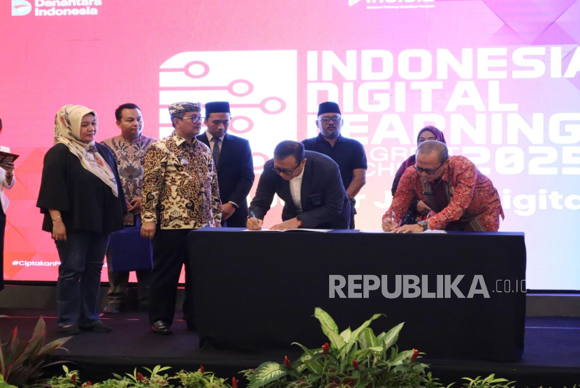 Telkom konsisten memberikan pelatihan bagi para pendidik, salah satunya melalui Indonesia Digital Learning yang sudah memasuki pelaksanaan yang ke-13.