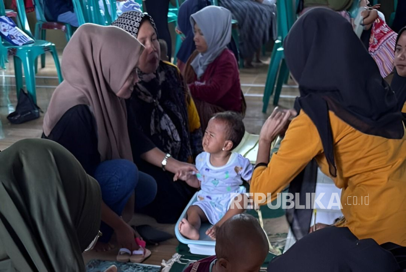 Sumbangsih Telkom Cegah Stunting Lewat Aplikasi di Desa Domiyang Pekalongan