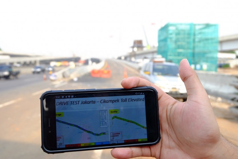 Telkomsel konsisten menghadirkan jaringan dan layanan 4G di berbagai wilayah Indonesia, termasuk di ruas jalan tol Jakarta Cikampek II Elevated (Japek Layang) yang baru. 