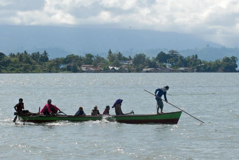 Teluk Tomini, di Poso, Sulawesi Tengah.