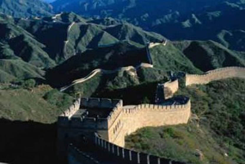 Tembok raksasa Cina. simbol kemajuan peradaban Cina  (ilustrasi)