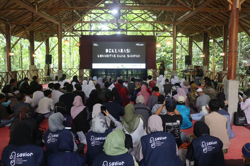 Temu Komunitas Memori Leuwigajah, Rabu (21/02) di Bale Rancage Kabuci Cimahi.