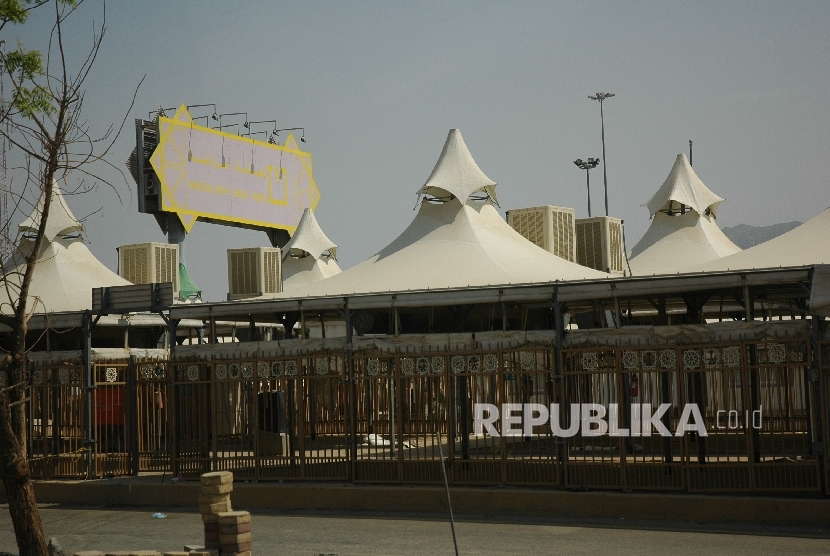   Tenda Haji Padang Arafah