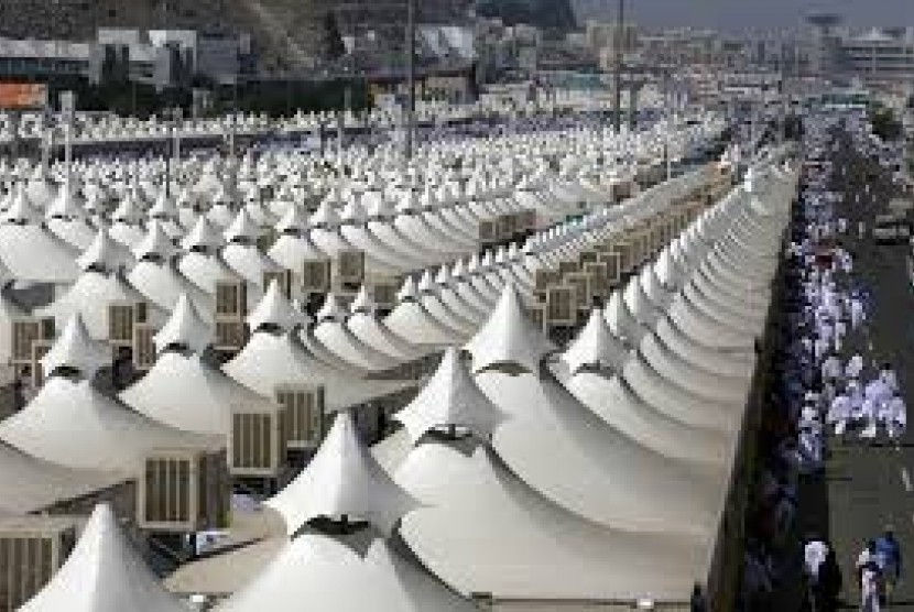 Tenda jamaah haji di Padang Arafah, Makkah.