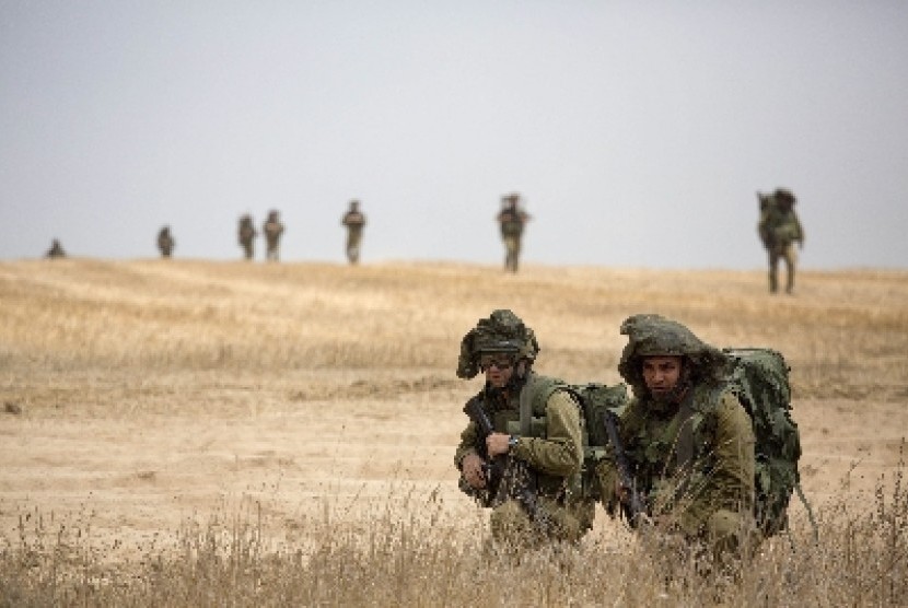 Tentara Israel di perbatasan Jalur Gaza.