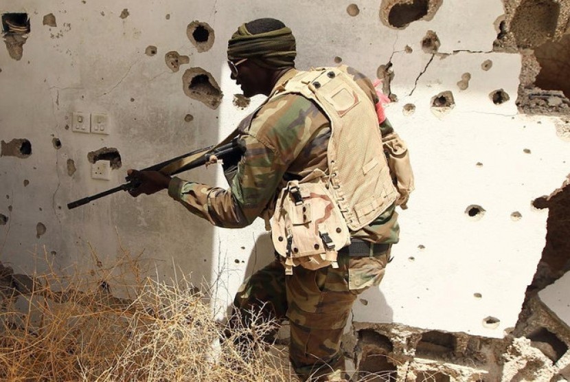 Tentara Libya. Ranjau darat yang ditanam milisi Khalifa Haftar bunuh 39 warga sipil di selatan Tripoli. Ilustrasi.