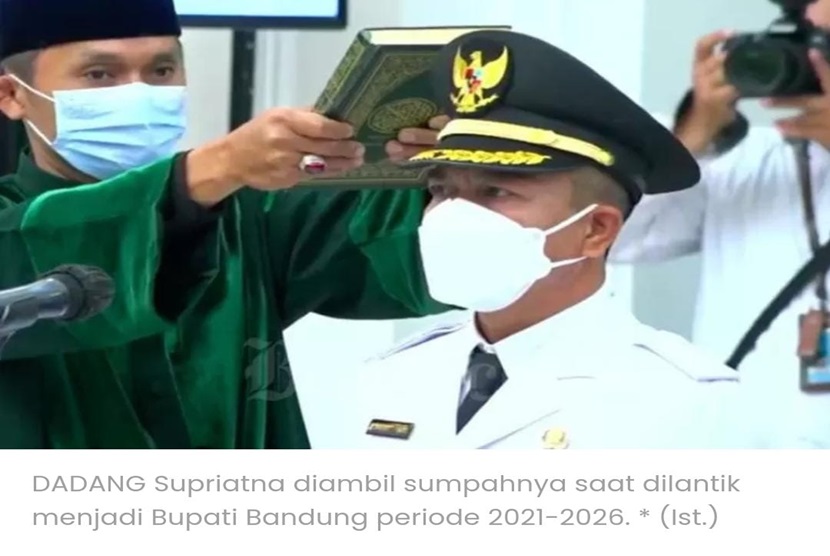 Tepat tanggal 26 April tepat tiga tahun yang lalu Dadang Suptiatna diambil sumpah untuk menjalankan amanah sebagai sebagai Bupati Bandung periode 2021-2026.