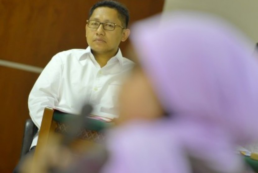 Terdakwa dugaan korupsi proyek Hambalang Anas Urbaningrum menjalani sidang dengan agenda pemeriksaan saksi di Pengadilan Tipikor, Jakarta, Senin (7/7).