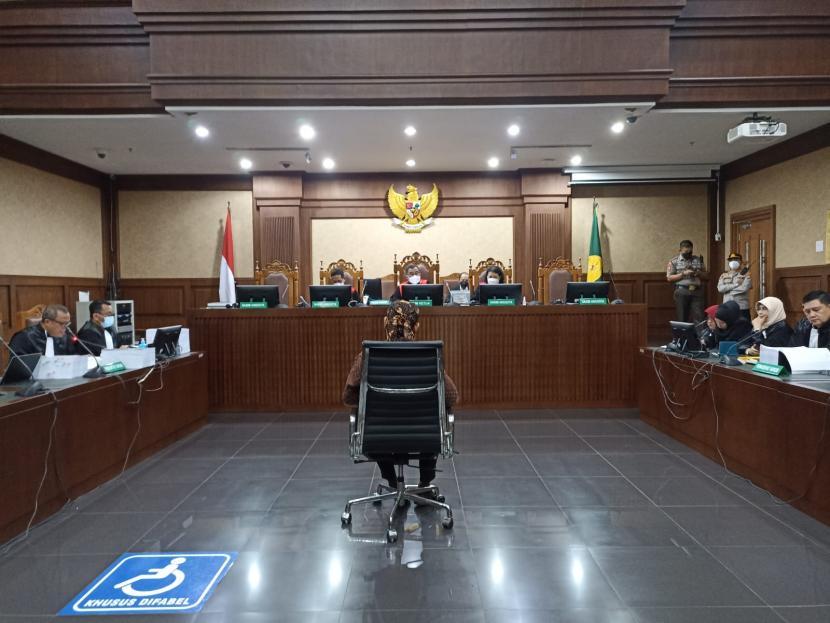 Terdakwa Edy Mulyadi hadir di Pengadilan Negeri Jakarta Pusat.