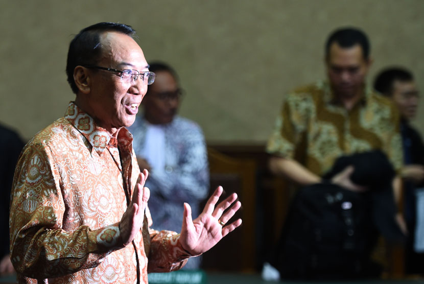 Mantan Menteri Kebudayaan dan Pariwisata RI Jero Wacik resmi keluar dari Lapas Sukamiskin, Kota Bandung dengan status bebas bersyarat, Kamis (8/9/2022). 