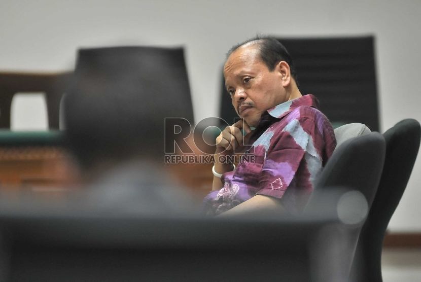 Terdakwa kasus dugaan penerimaan gratifikasi, Sutan Bhatoegana, menjalani sidang dengan agenda tuntutan di Pengadilan Tipikor, Jakarta, Senin (27/7). 