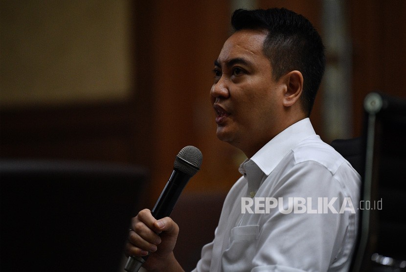 Terdakwa kasus dugaan suap pengadaan satelit monitoring di Bakamla Fayakhun Andriadi menjalani sidang lanjutan di Pengadilan Tipikor, Jakarta, Rabu (17/10/2018). 