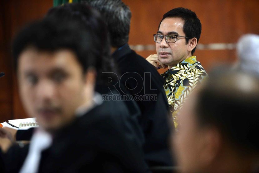 Terdakwa kasus dugaan suap pengurusan sengeta Pilkada Lebak, Tubagus Chaeri Wardhana alias Wawan mengikuti Sidang lanjutan di Pengadilan Tipikor Jakarta, Kamis (10/4).