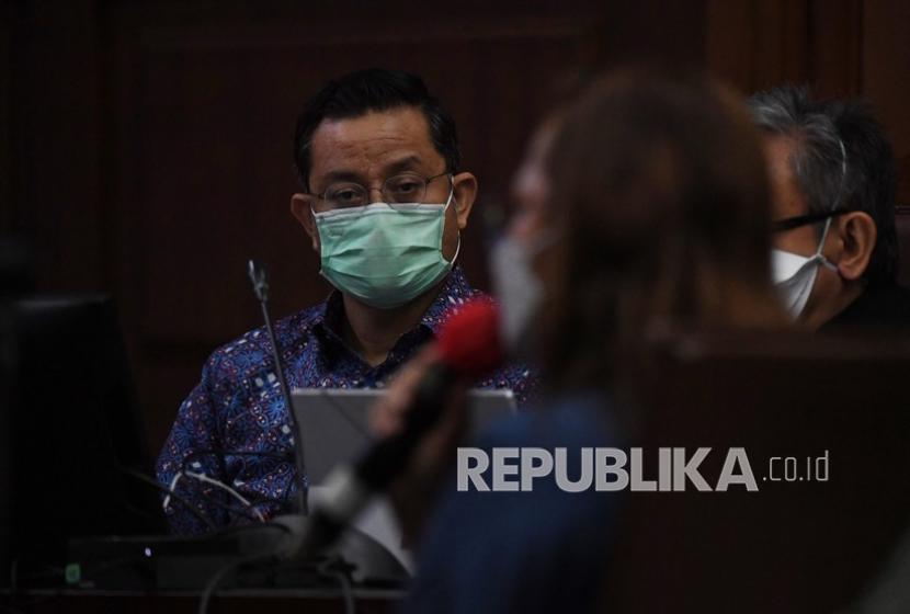 Terdakwa korupsi bansos Juliari Batubara mengikuti sidang lanjutan di Pengadilan Tipikor, Jakarta, Rabu (19/5/2021). Agenda sidang mantan Menteri Sosial tersebut adalah mendengarkan keterangan saksi.