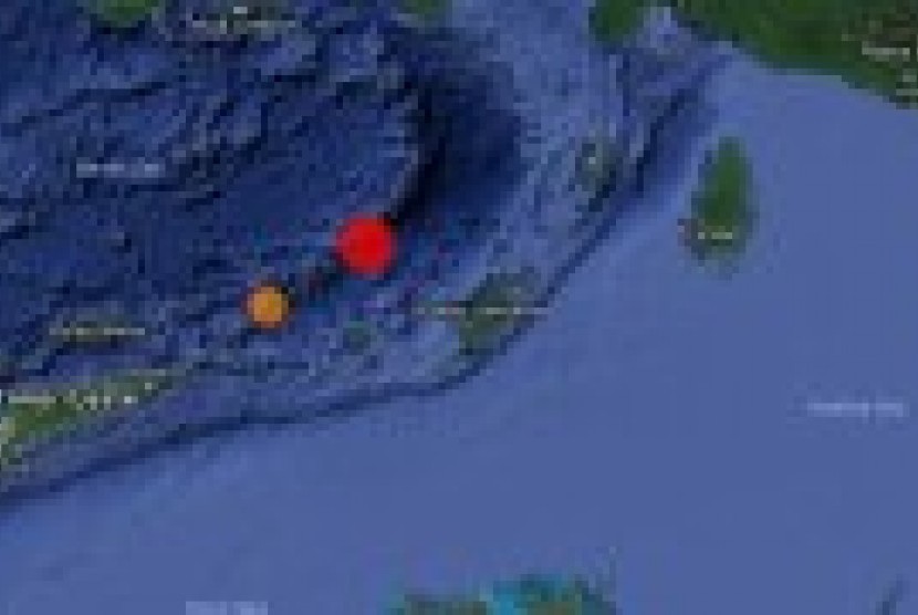 Terjadi dua kali gempa di Laut Banda yang terasa hingga ke Darwin dalan kurun waktu 12 jam.