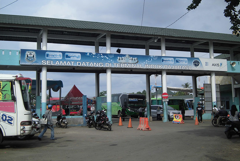 Terminal Induk Rajabasa, Bandar Lampung