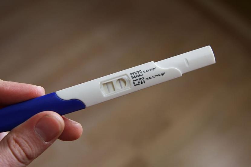 Tes kehamilan (Ilustrasi). Ketahui waktu terbaik untuk menjalani tes kehamilan.